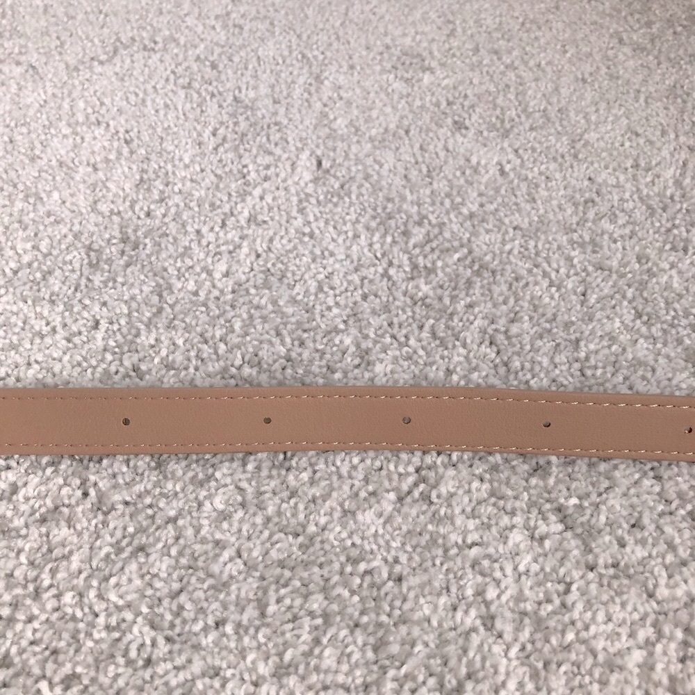 Adjustable Belt Bag, worn once, unknown brand, super cute! - Picture 10 of 10